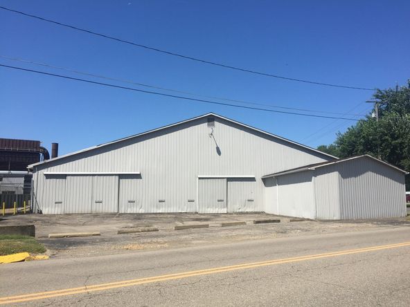 283 N Main St, Fredericktown, OH 43019